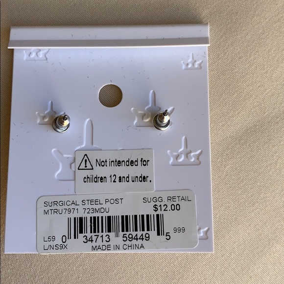 NWT Trifari earrings - Picture 2 of 2